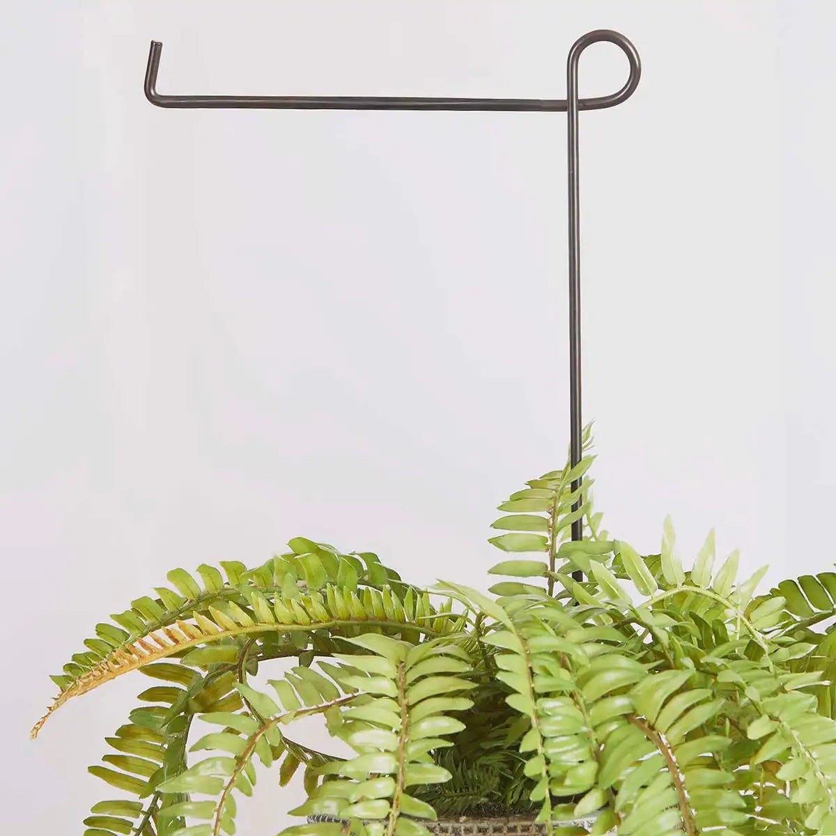 Herrschners Flowerpot Flagpole
